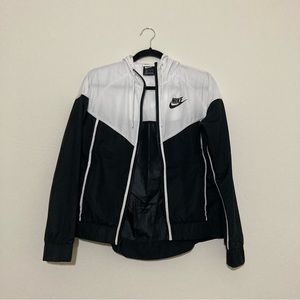 Nike black-white colorblock hooded windbreaker jacket